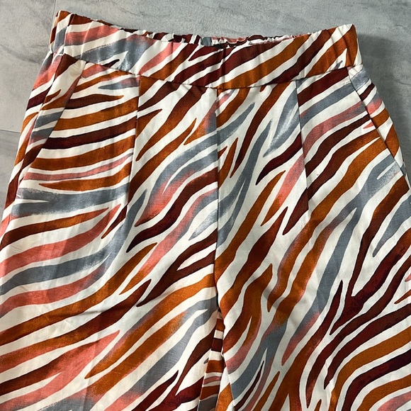 Ann Taylor   NWT   Wide leg pants  high waisted   Linen/Rayon  abstract   Size S - Picture 2 of 11